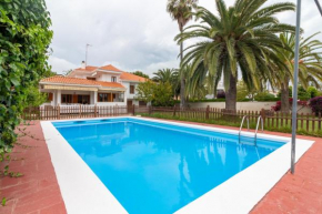 Global Properties, Chalet con piscina en playa Almarda
